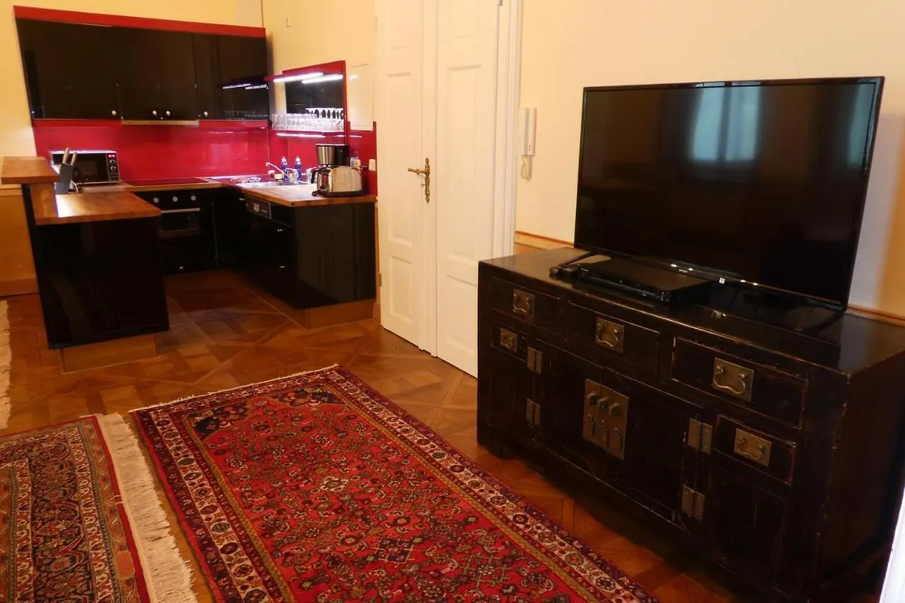 Ferienwohnung Villa Haniel Edmund Dresden Germany